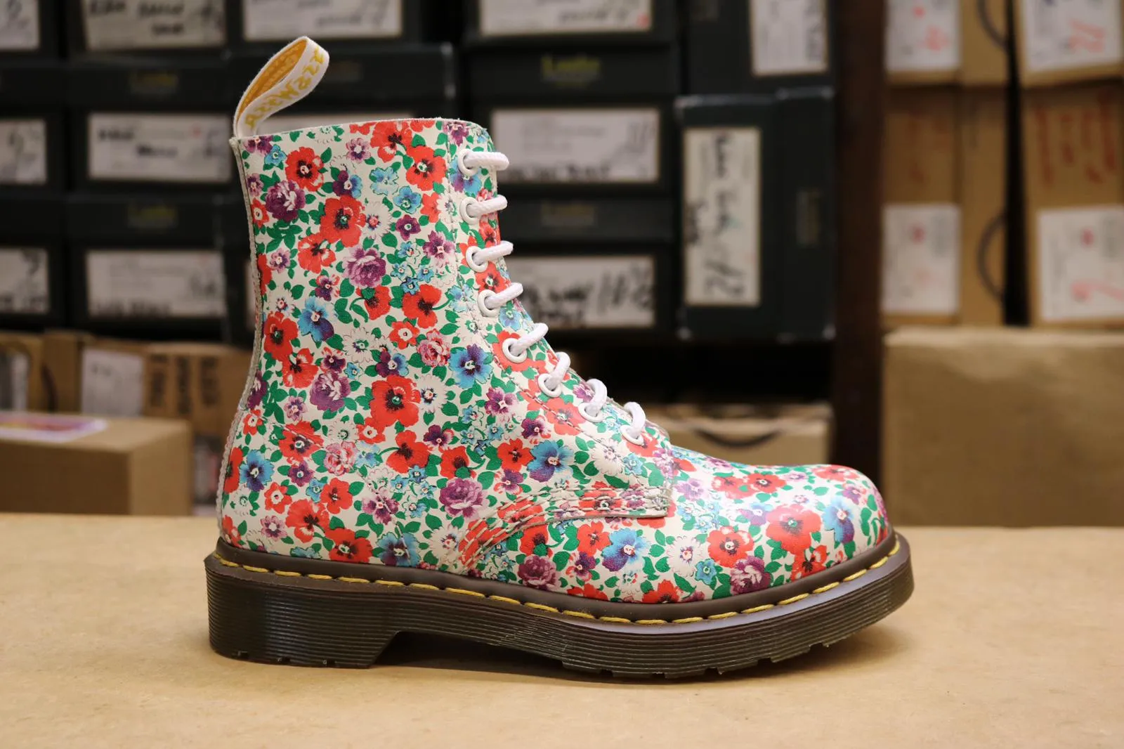 Dr Martens - White Poppy Pascal Boot (8 Eyelet)