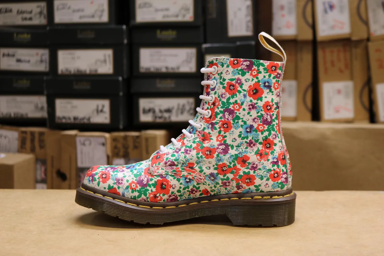 Dr Martens - White Poppy Pascal Boot (8 Eyelet)