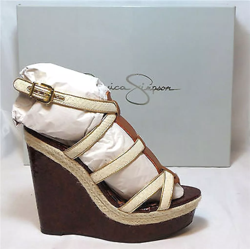 JESSICA SIMPSON Women's •Ginny• Wedge Sandal - White/Multi