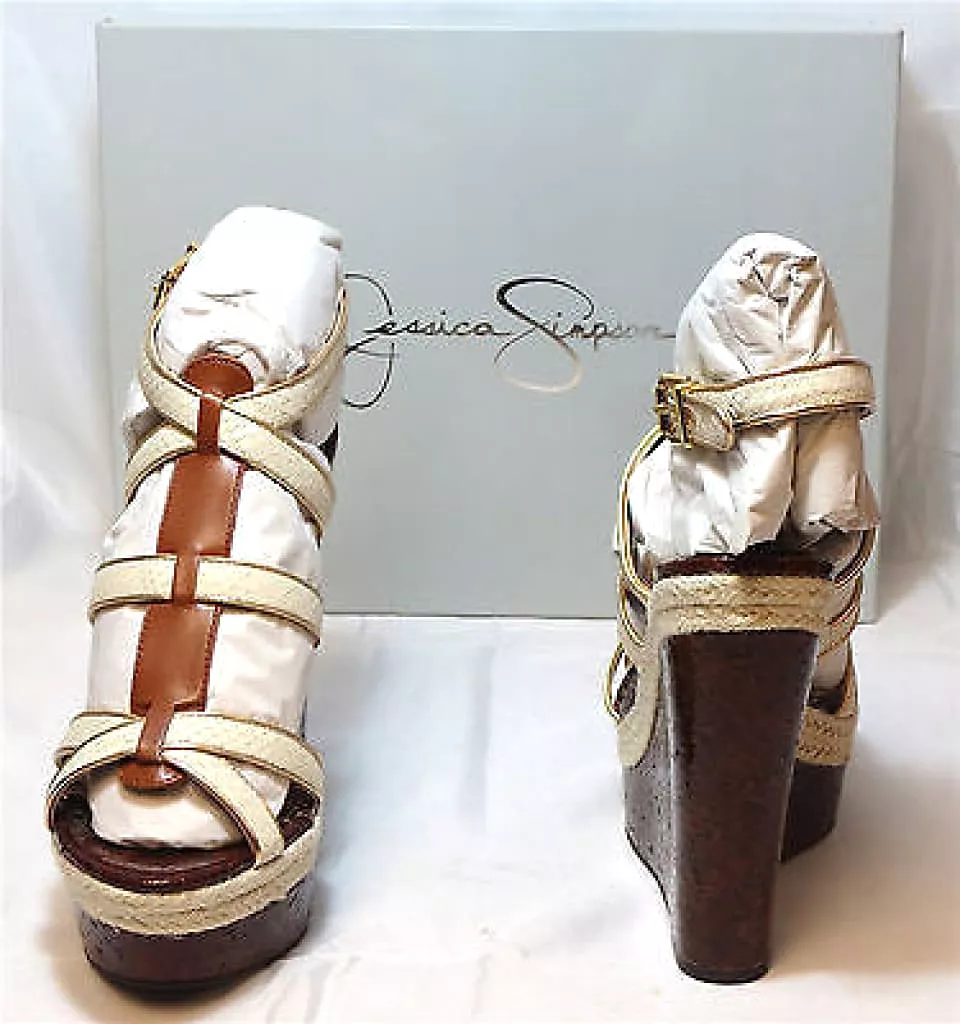 JESSICA SIMPSON Women's •Ginny• Wedge Sandal - White/Multi