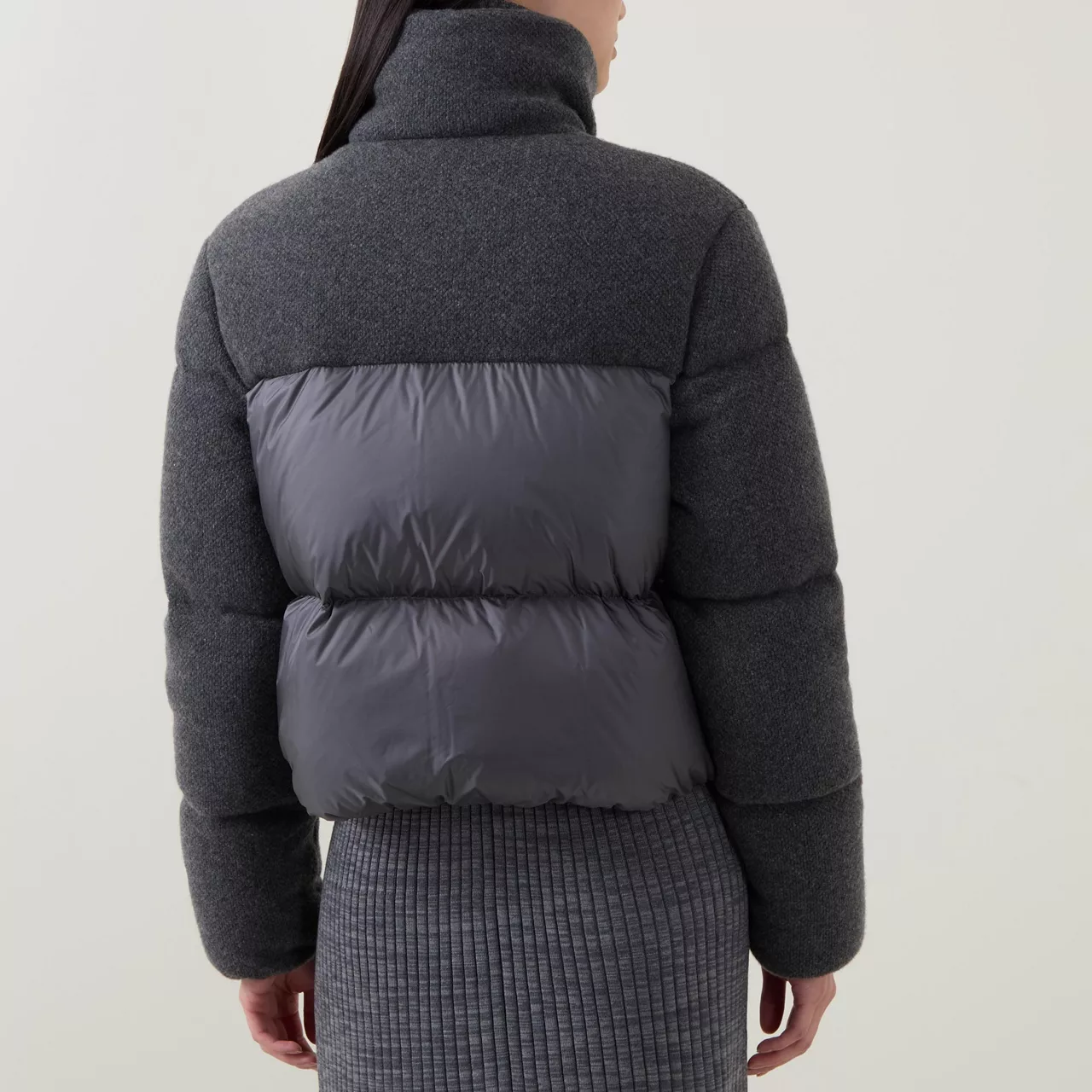 MONCLER Breze Short Puffer Jacket - Charcoal