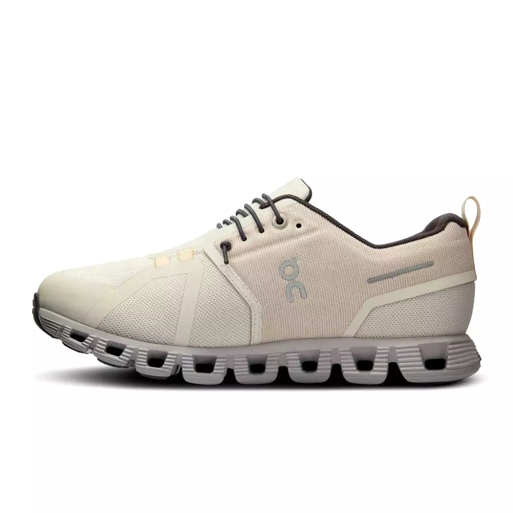 On Women's Cloud 5 Waterproof - Pearl/Fog