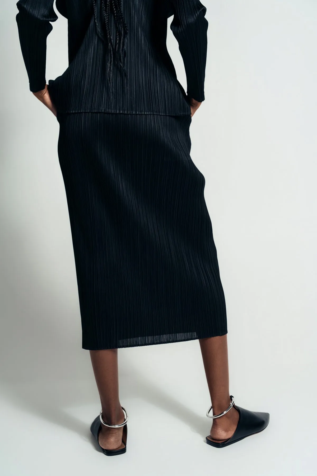 PLEATS PLEASE ISSEY MIYAKE | BASIC SKIRT