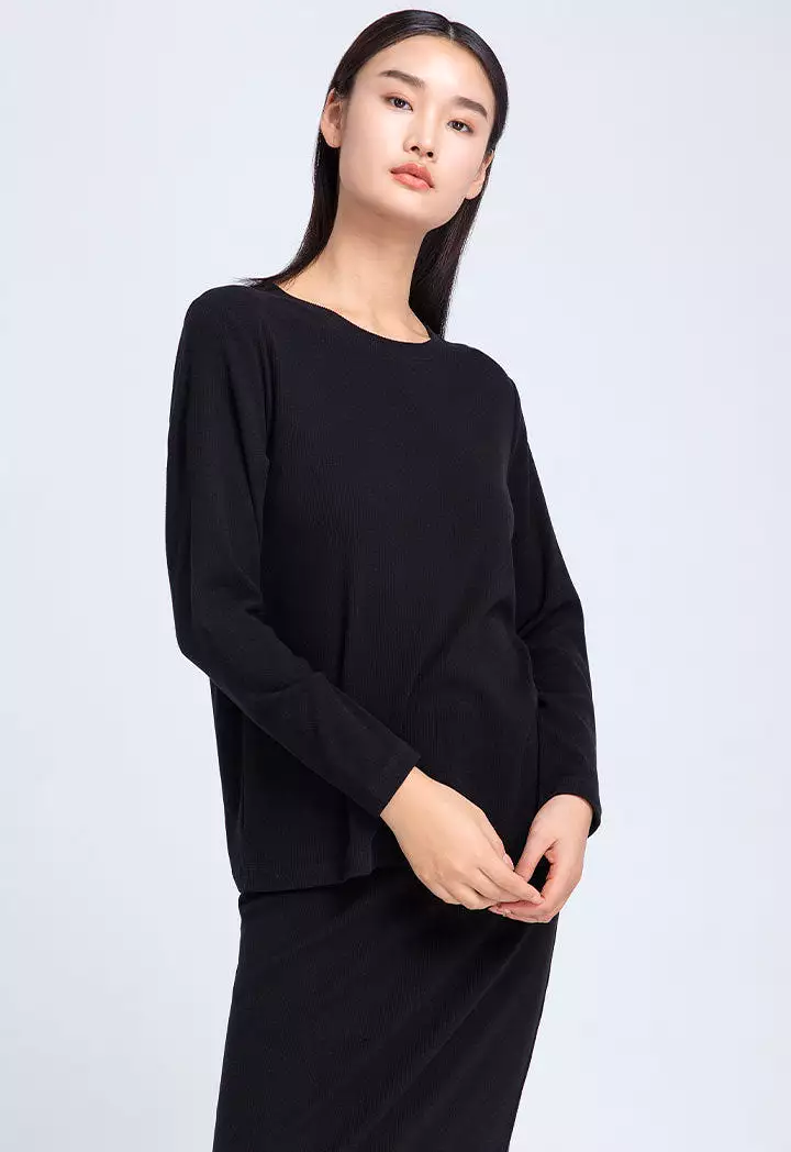 Round Neck Solid T-Shirt