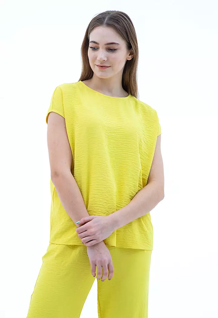 Solid Sleeveless Polyester T-Shirt